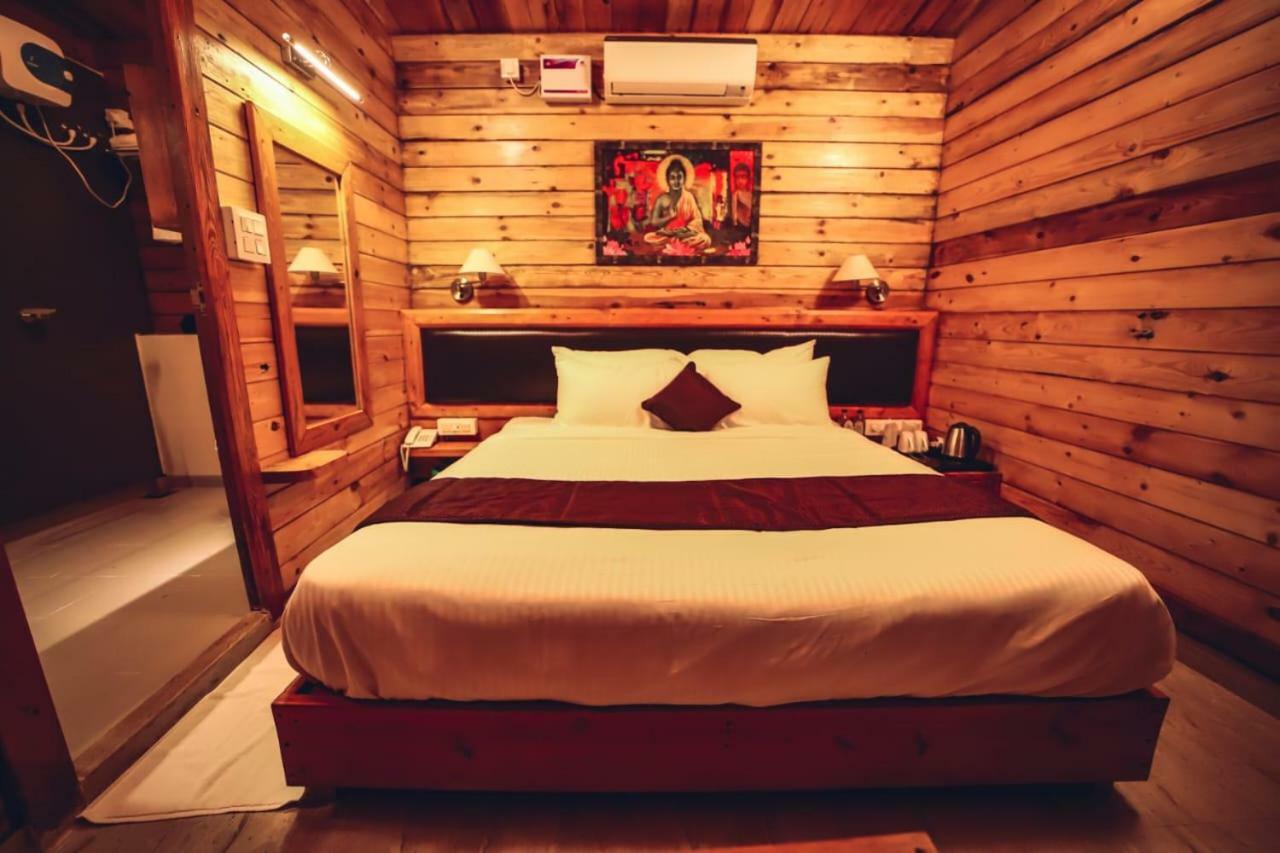 Grand Vatika Resort Арамбол Екстериор снимка