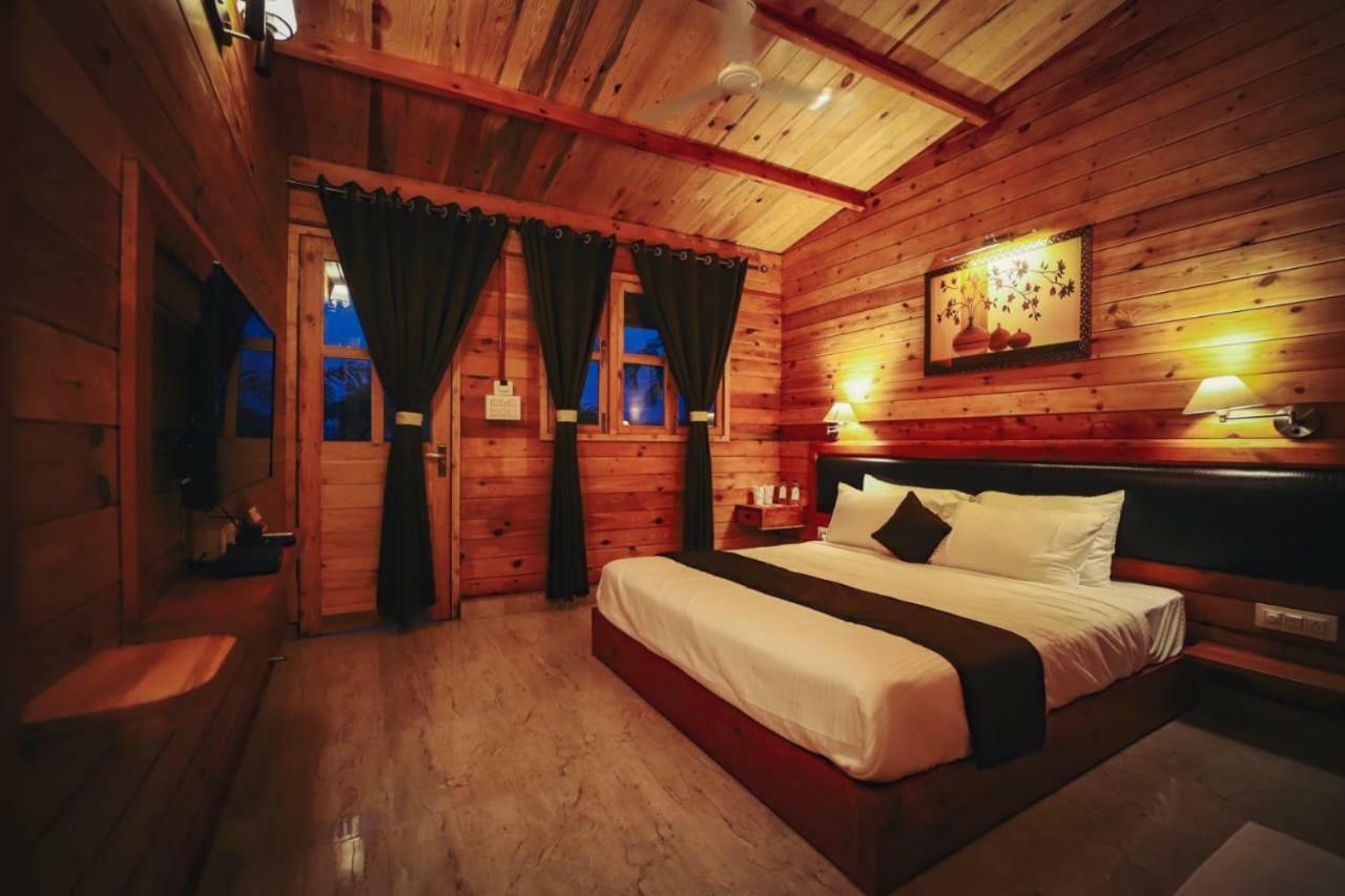 Grand Vatika Resort Арамбол Екстериор снимка