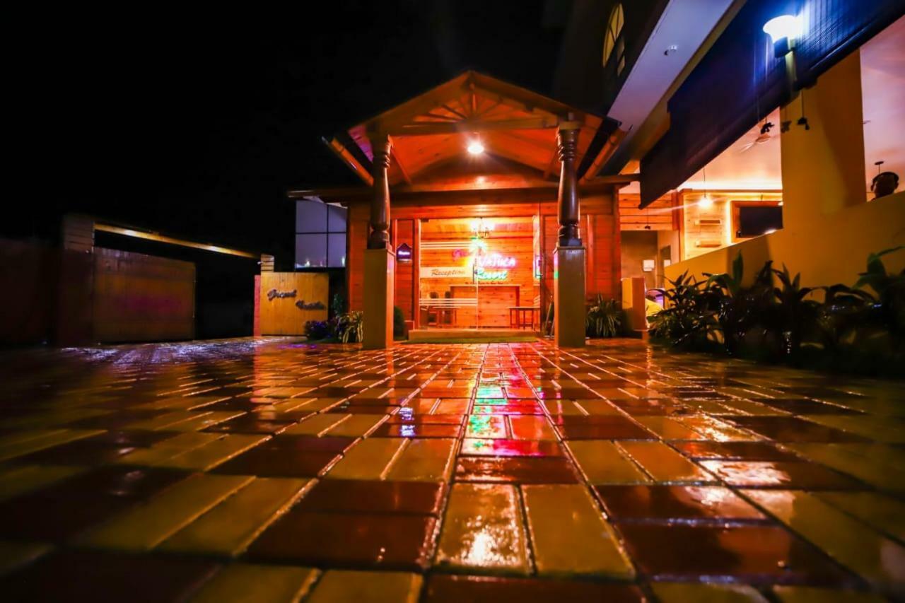 Grand Vatika Resort Арамбол Екстериор снимка