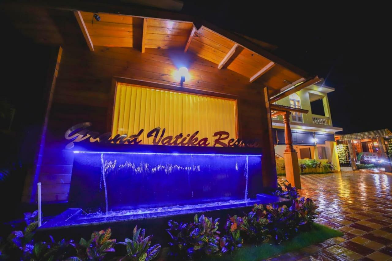 Grand Vatika Resort Арамбол Екстериор снимка